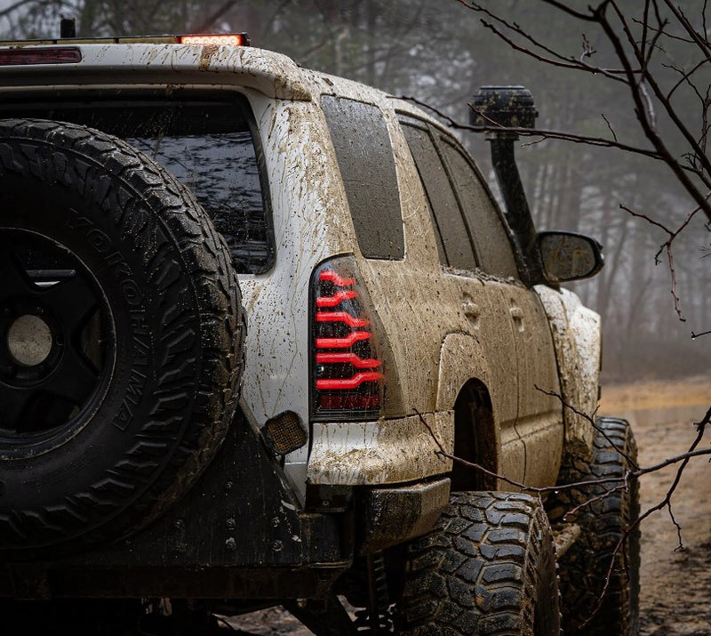 2003-2009 Toyota 4Runner LUXX-Series LED Tail Lights